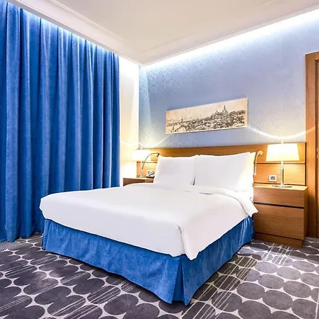 Radisson Blu Hotel, Podil Centre Hotel
