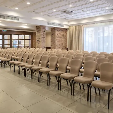 Radisson Blu Hotel, Podil Centre Otel 4*